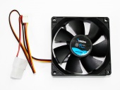 картинка Кулер корпусной Merlion 8025 80*80*25mm DC sleeve fan,3pin+4pin 1500об/мин от интернет магазина Radiovip