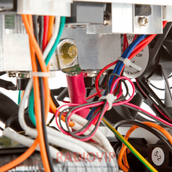 картинка ИБП Logicpower LPY- PSW-800VA+ (560Вт) 5A/15A с правильной синусоидой 12В от интернет магазина Radiovip