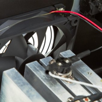картинка ИБП с правильной синусоидой 24V LPY-W-PSW-2500VA+(1800Вт)10A/20A от интернет магазина Radiovip