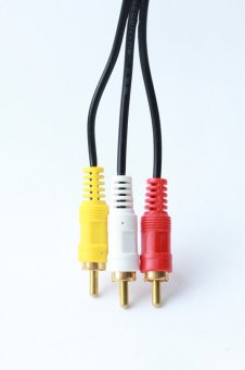 картинка Кабель шт. 3.5 4С- 3 шт. RCA Ultra UC101-0150 от интернет магазина Radiovip